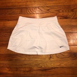 White Nike Dri-Fit tennis skirt - Size Small